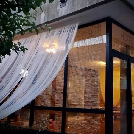 Room in BB - Hotel Villa Alexandra - Room for 4 Pensionat *